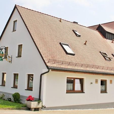 Landgasthof Haagen Schwabhausen bei Dachau Номер фото