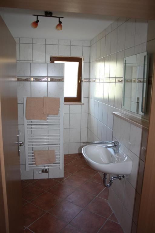 Landgasthof Haagen Schwabhausen bei Dachau Номер фото